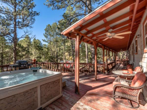 Winterfell, 2 Bedrooms, Sleeps 4, WiFi, Gas Grill, Hot Tub, Fireplace